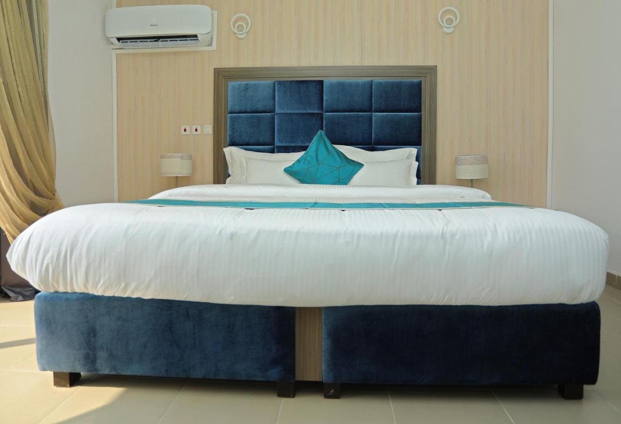 Riviera Suites Lagos Zewnętrze zdjęcie