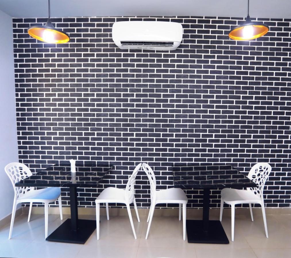 Riviera Suites Lagos Zewnętrze zdjęcie