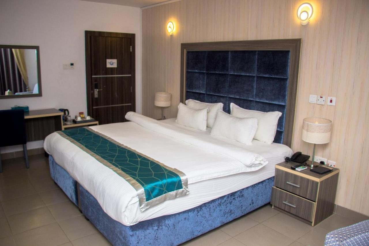 Riviera Suites Lagos Zewnętrze zdjęcie