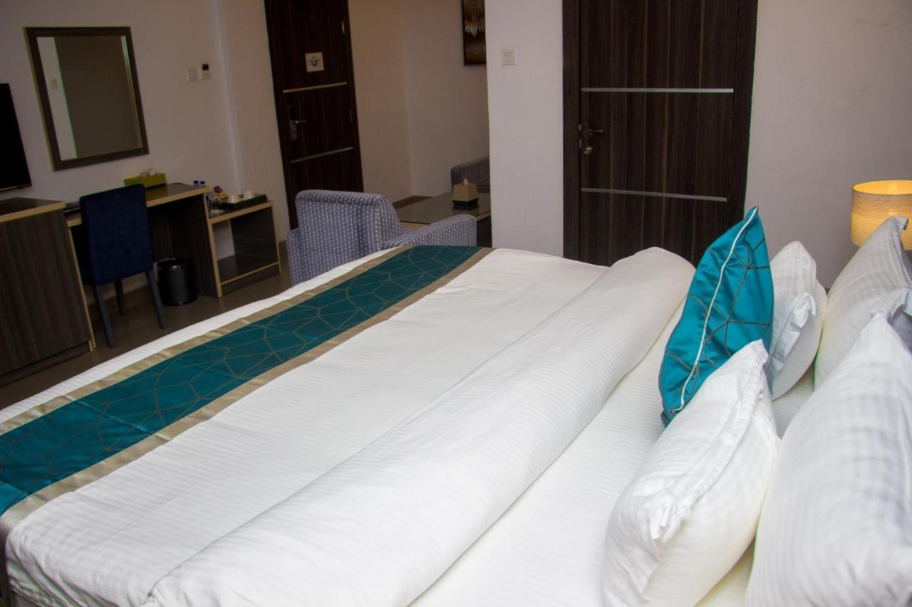 Riviera Suites Lagos Zewnętrze zdjęcie