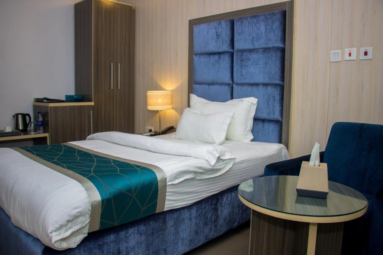 Riviera Suites Lagos Zewnętrze zdjęcie